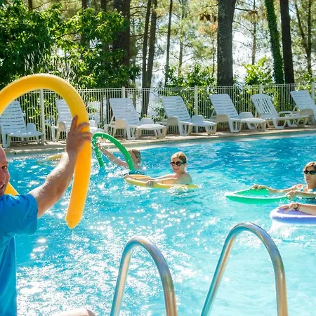 Vtf La Croix De Vinchannes Vakantiepark Joyeuse